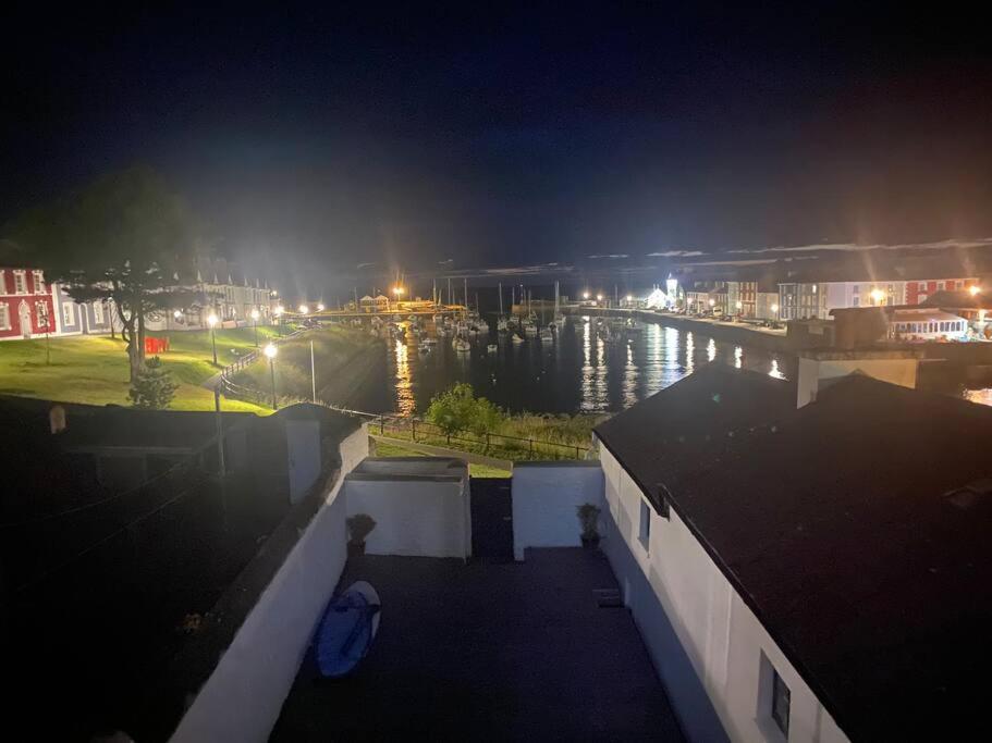 Willa Aberaeron Island House - Panoramic Harbour Views Zewnętrze zdjęcie